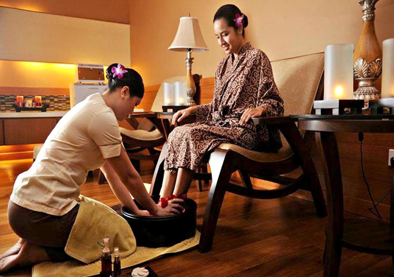 Royale Chulan Kuala Lumpur Hotell Eksteriør bilde Thai spa