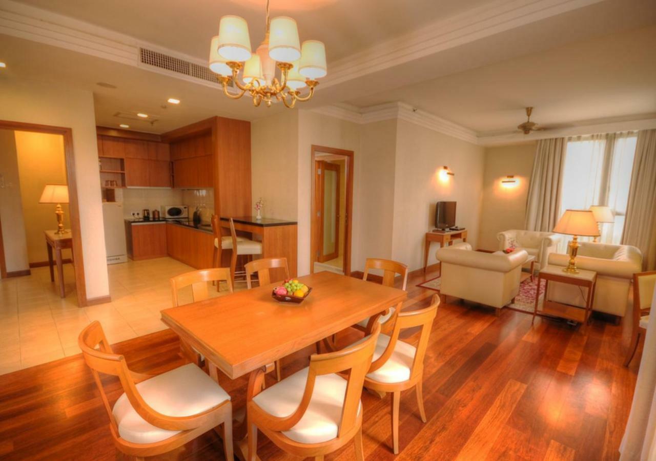 Royale Chulan Kuala Lumpur Hotell Eksteriør bilde A typical apartment