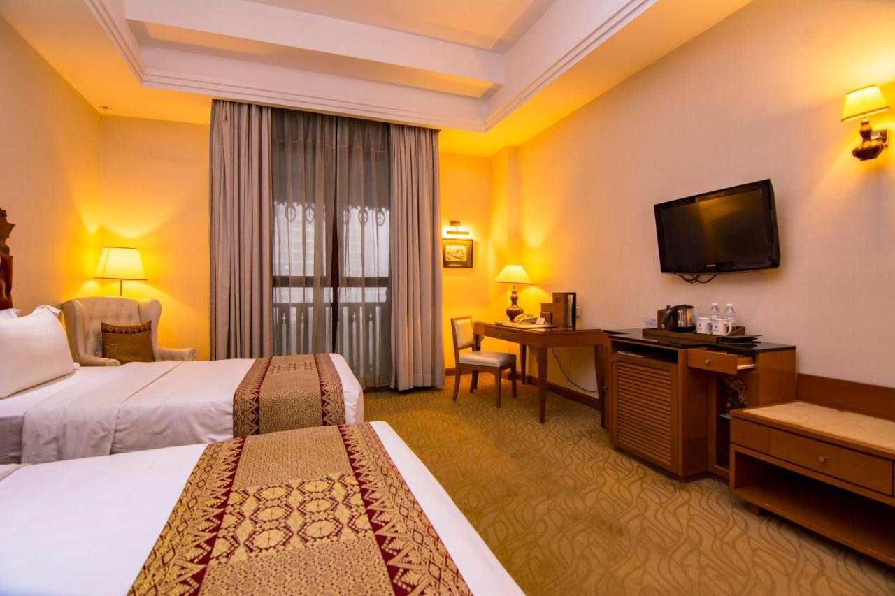 Royale Chulan Kuala Lumpur Hotell Eksteriør bilde Deluxe Room